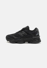 Sneakers 9060 Full Noir - photo 1/6 - UrbanDrip
