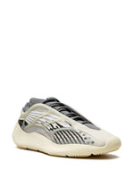 Sneakers 700 Fade Gris Clair - photo 2/4 - UrbanDrip