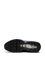 Sneakers 95 X Rose - photo 4/4 - UrbanDrip