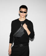 Sac ceinture Emblem moyen format - photo 3/6 - UrbanDrip