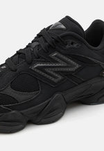 Sneakers 9060 Full Noir - photo 3/6 - UrbanDrip