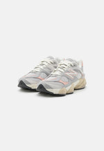 Sneakers 9060 Et Gris Rose - photo 2/5 - UrbanDrip