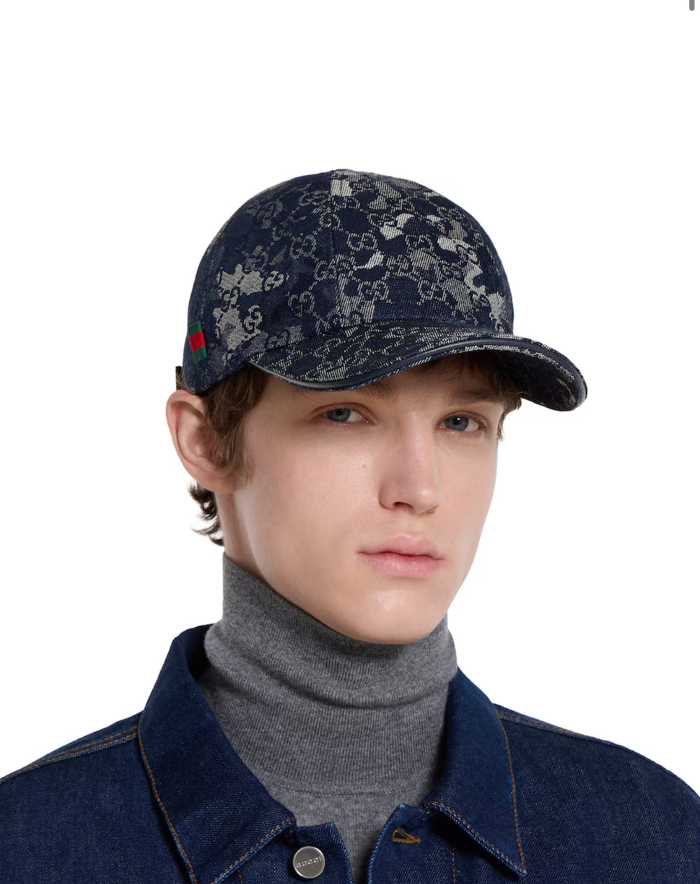 Casquette en denim avec détail bande Web - photo 3/5 - UrbanDrip
