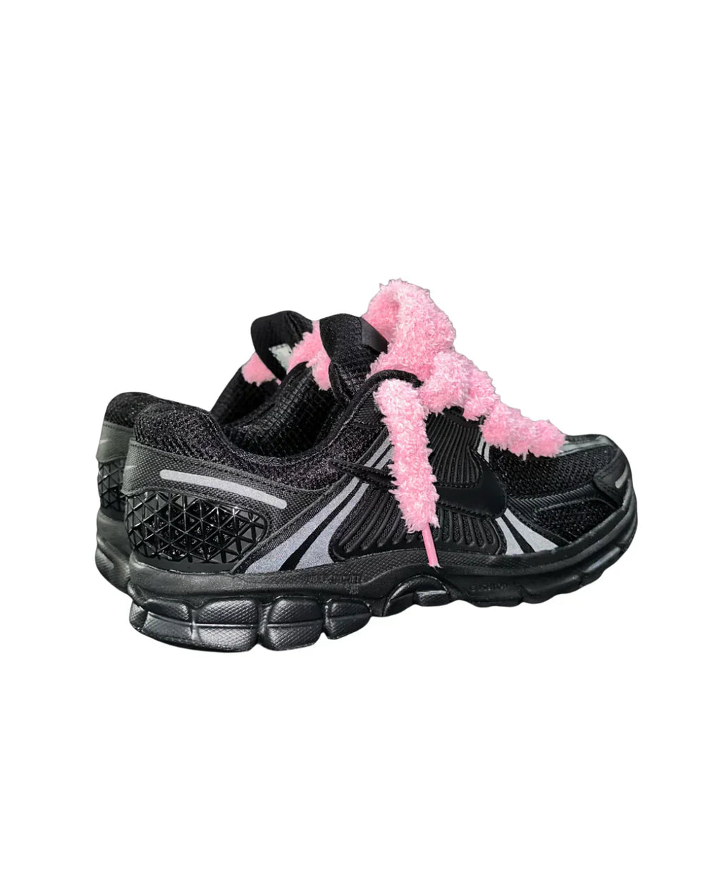 Sneakers Custom Noir Et Rose - photo 3/4 - UrbanDrip
