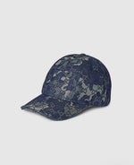 Casquette en denim avec détail bande Web - photo 1/5 - UrbanDrip