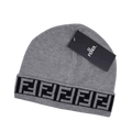Bonnet Fendi Gris
