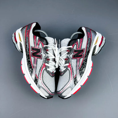 New Balance 740 Red