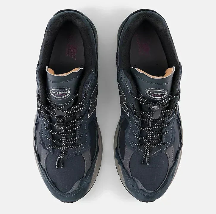 Sneakers 2002R Protection Foncé Bleu - photo 4/5 - UrbanDrip