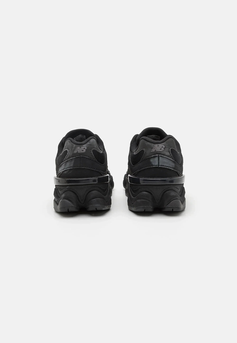Sneakers 9060 Full Noir - photo 5/6 - UrbanDrip