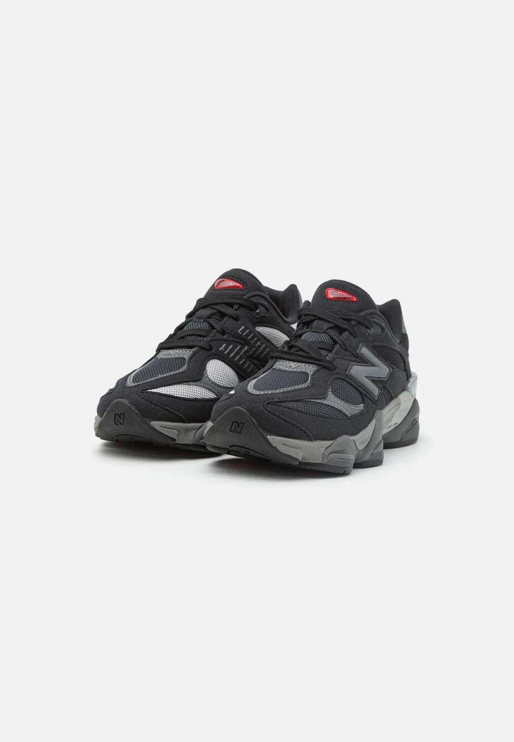 Sneakers 9060 Noir - photo 2/6 - UrbanDrip
