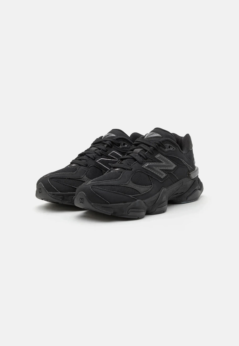 Sneakers 9060 Full Noir - photo 2/6 - UrbanDrip