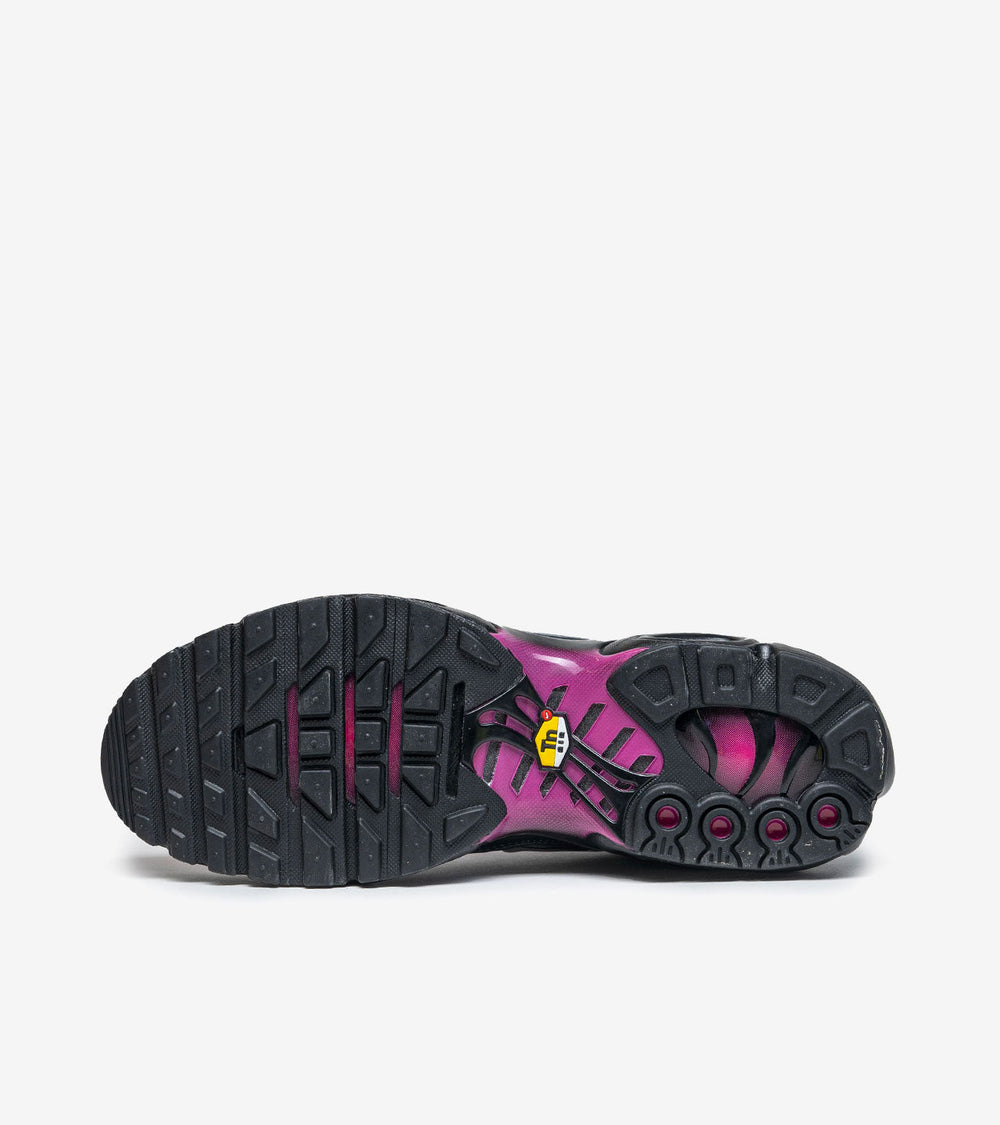 Sneakers 2023 Black Pink - photo 4/4 - UrbanDrip