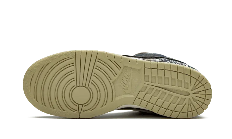 Sneakers SB Travis Scott - photo 4/4 - UrbanDrip