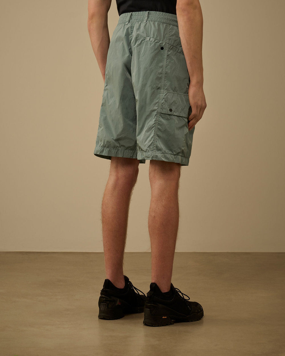 Short Silver Blue - photo 2/4 - UrbanDrip