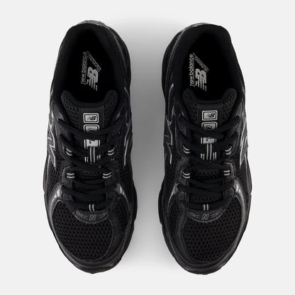 New Balance 740 Noir